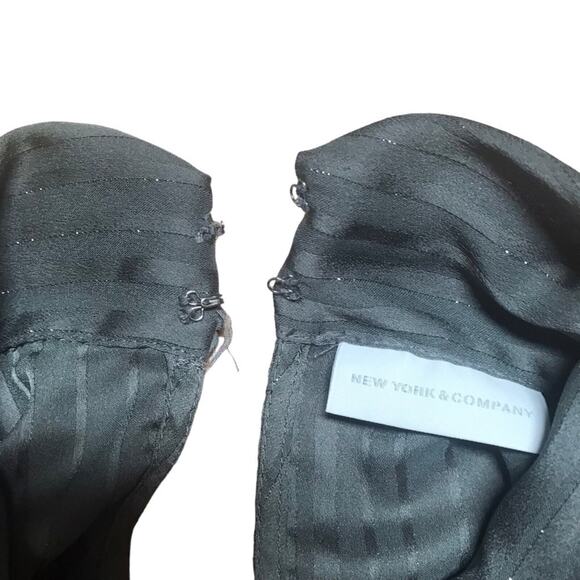 New York & Company High Neck Blouse Gun Metal Romantic Goth Glamcore Top Sz M - Picture 4 of 8